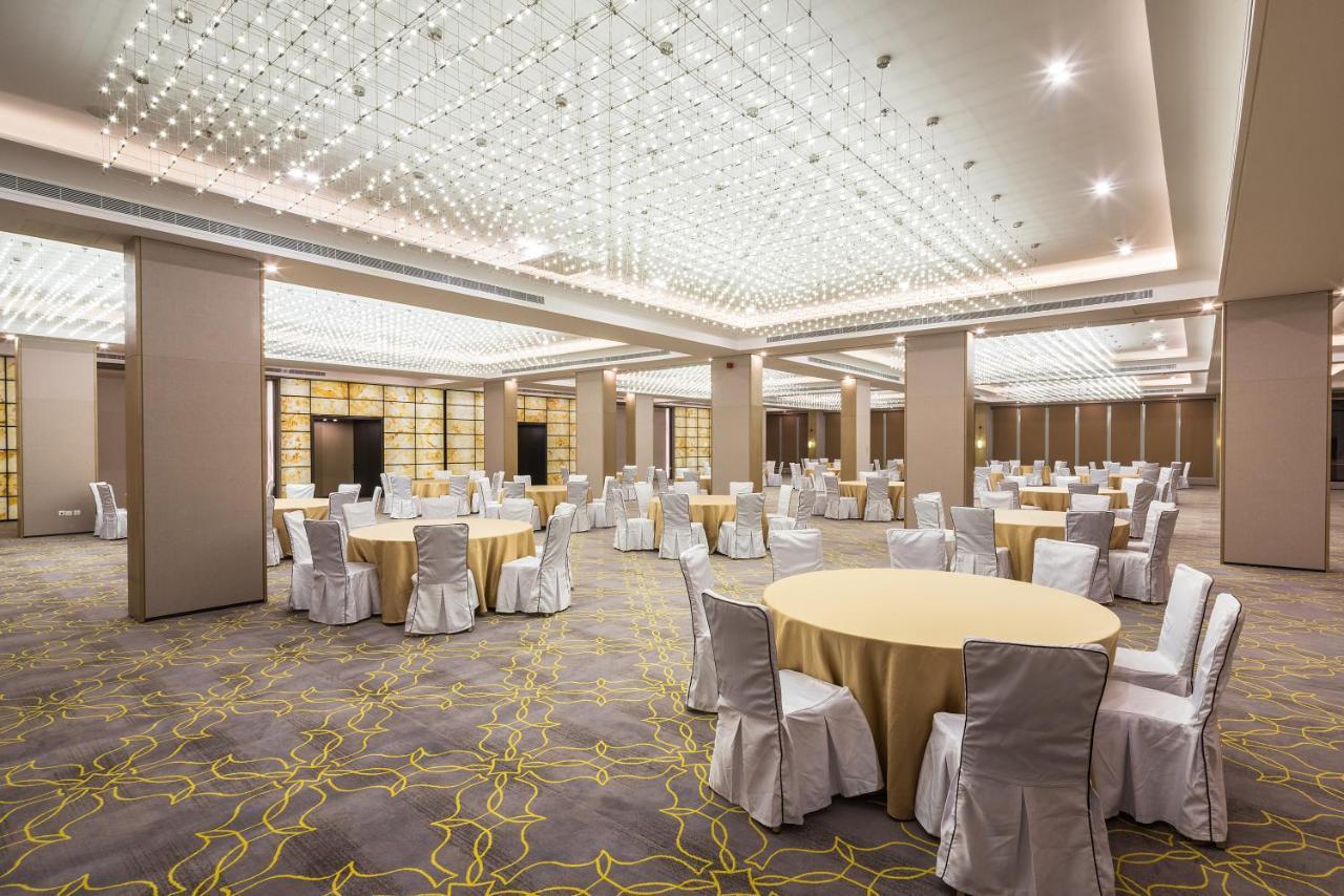 Aber Al Munsiyah Hotel Riyadh Exterior photo